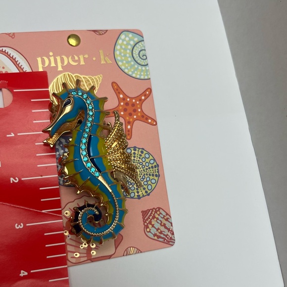 NWT ⚜️🩵⚜️ Piper K Gorgeous Seahorse Hair Claw Clip - Picture 12 of 13
